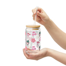 Load image into Gallery viewer, 16oz Strawberry Floral Sipper Glass with Bamboo Lid &amp; Straw