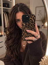 Load image into Gallery viewer, Leopard print phone case mirror selfie lifestyle image