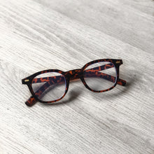 Load image into Gallery viewer, OLIVIA Vintage glasses