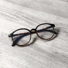 Load image into Gallery viewer, SOPHIE Round Vintage Glasses - Shy and vibe 